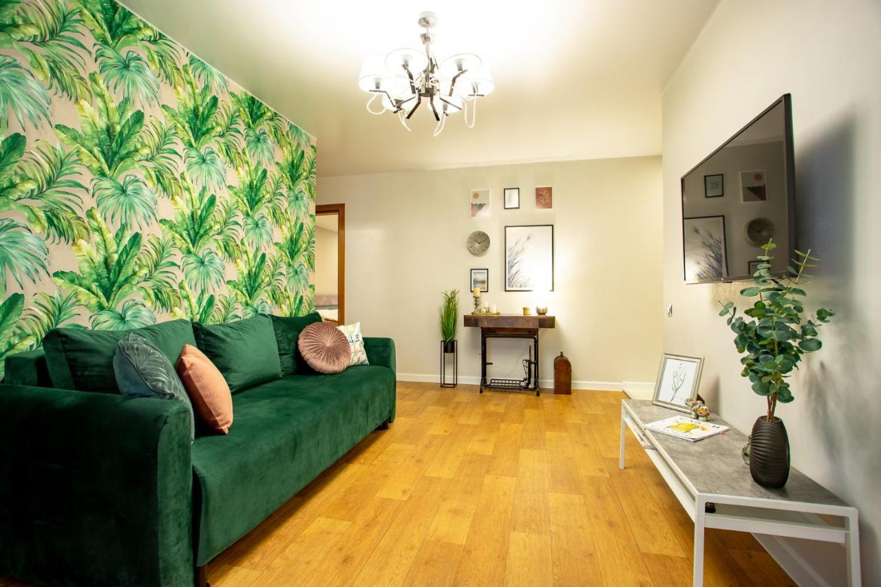 Luxury Apartment With 2 Bedrooms In The City Center Nikolayev Bagian luar foto