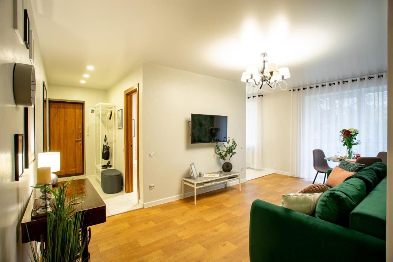 Luxury Apartment With 2 Bedrooms In The City Center Nikolayev Bagian luar foto