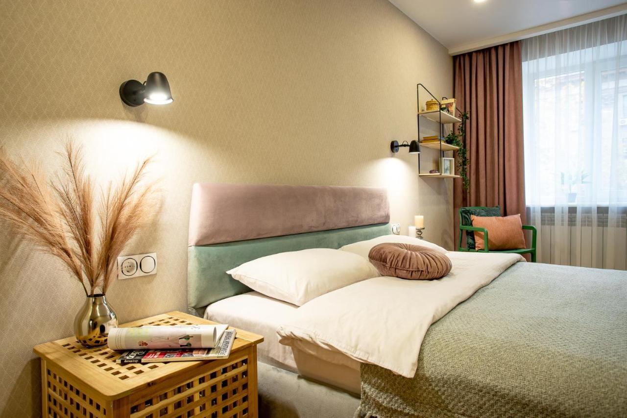 Luxury Apartment With 2 Bedrooms In The City Center Nikolayev Bagian luar foto