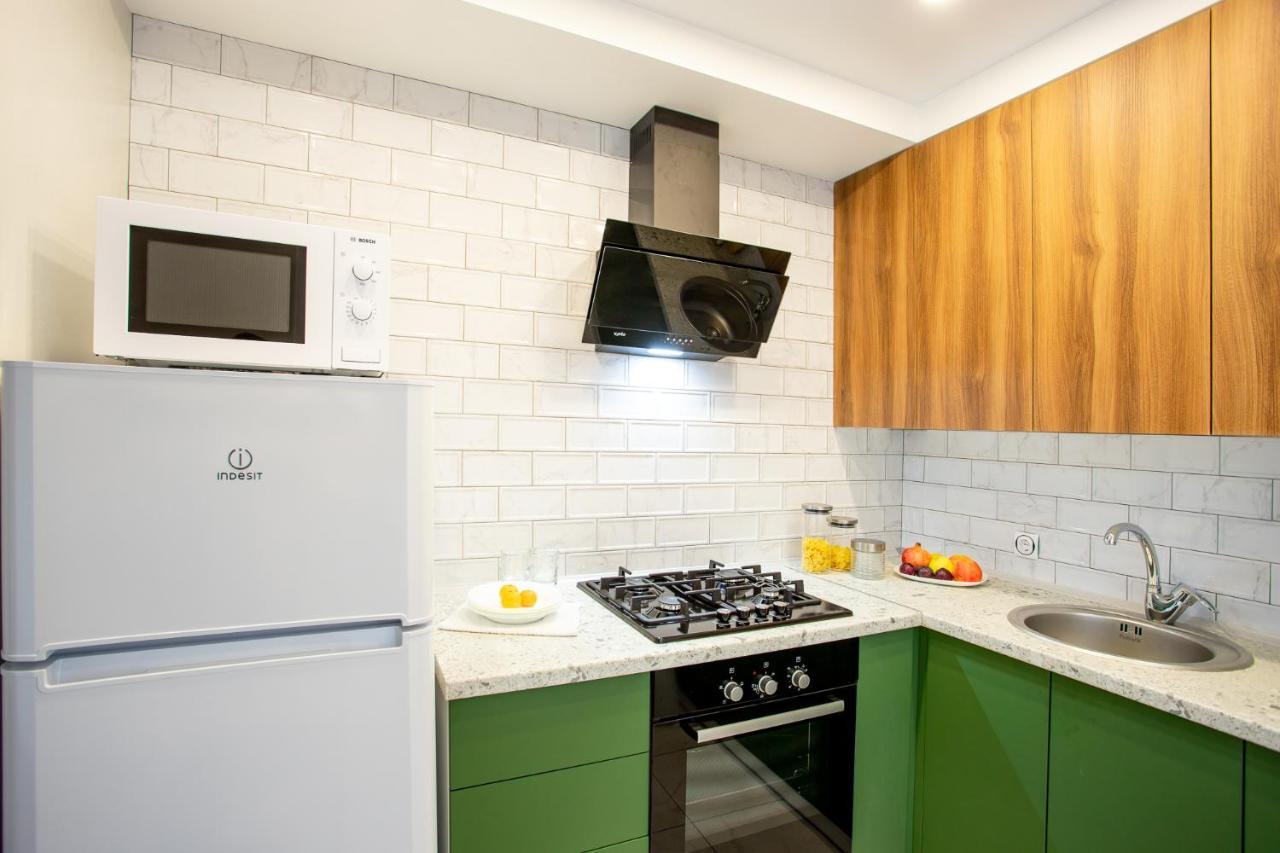 Luxury Apartment With 2 Bedrooms In The City Center Nikolayev Bagian luar foto